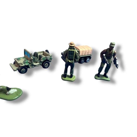 Micro Machines Predator Collection 1 Galoob Dutch Invisible Predator Blain 1996 - Picture 2 of 9